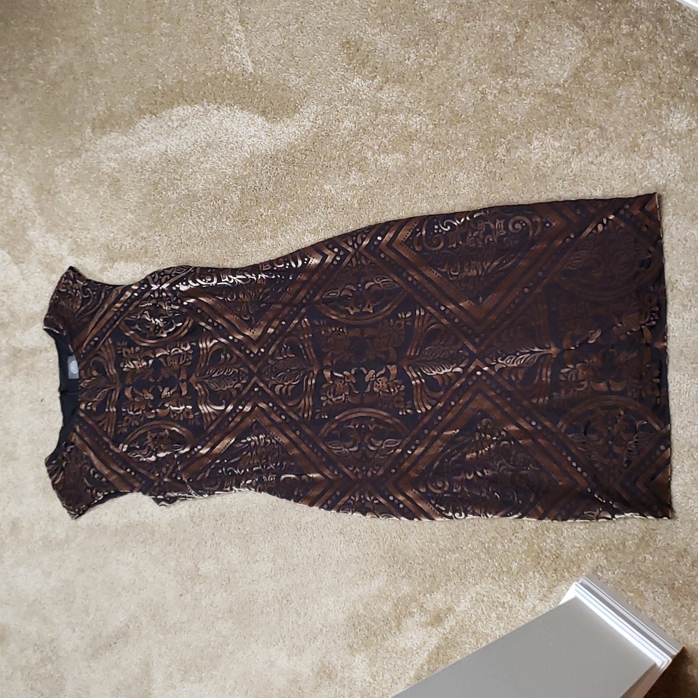 Elegant VINCE CAMUTO size 10 dress made in Vietnam